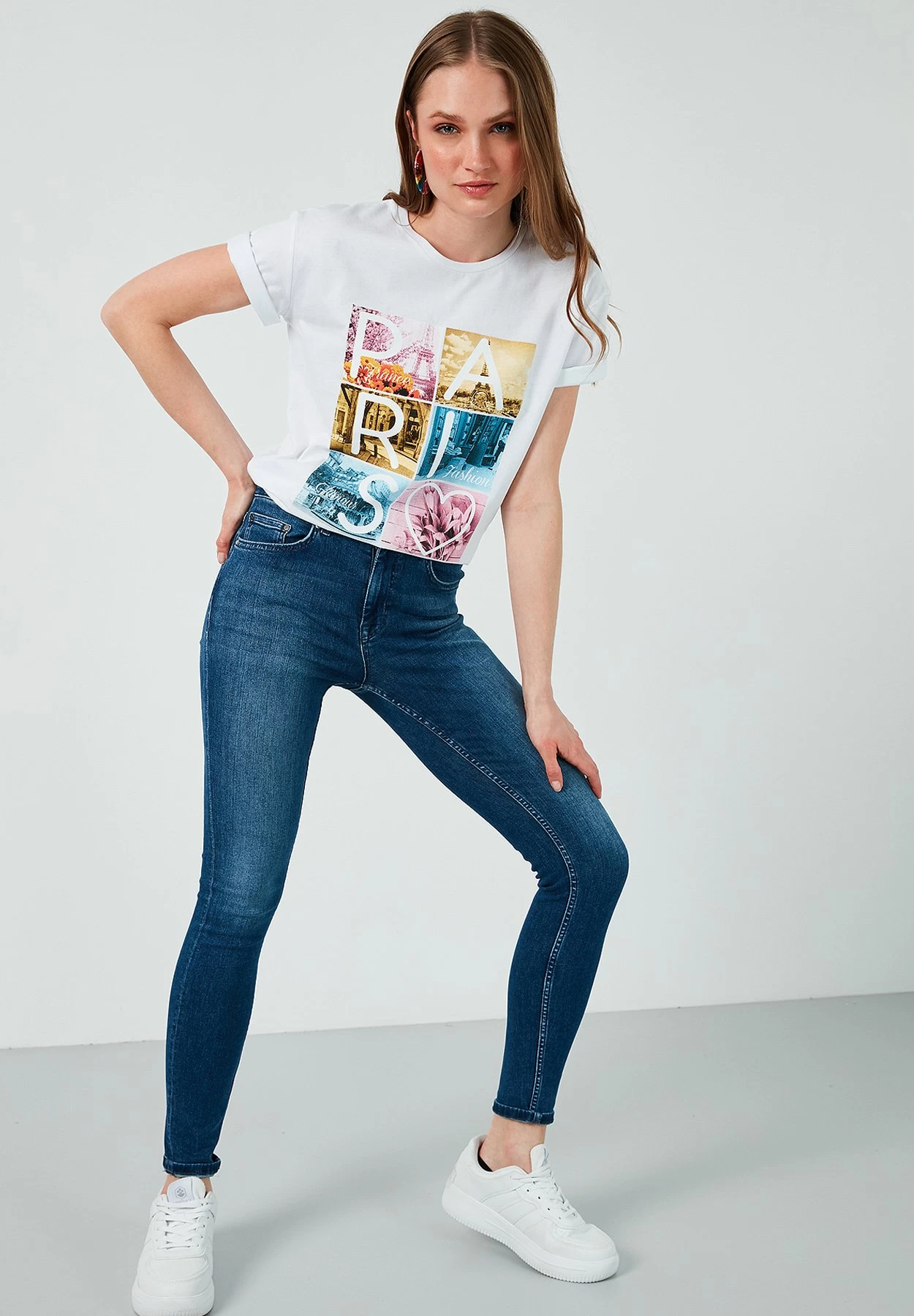 LELA Slim Fit - T-Shirt Print - White 2 LELA Slim Fit - T-Shirt Print - White - Afbeelding 2