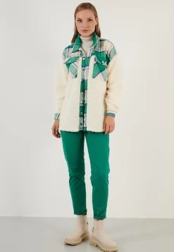 LELA Halflange Jas - Green 11 LELA Halflange Jas - Green -LELA 0e3f3459457d49be9d13049158577cf6