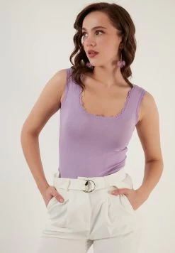 LELA Slim Fit - Top - Lilac