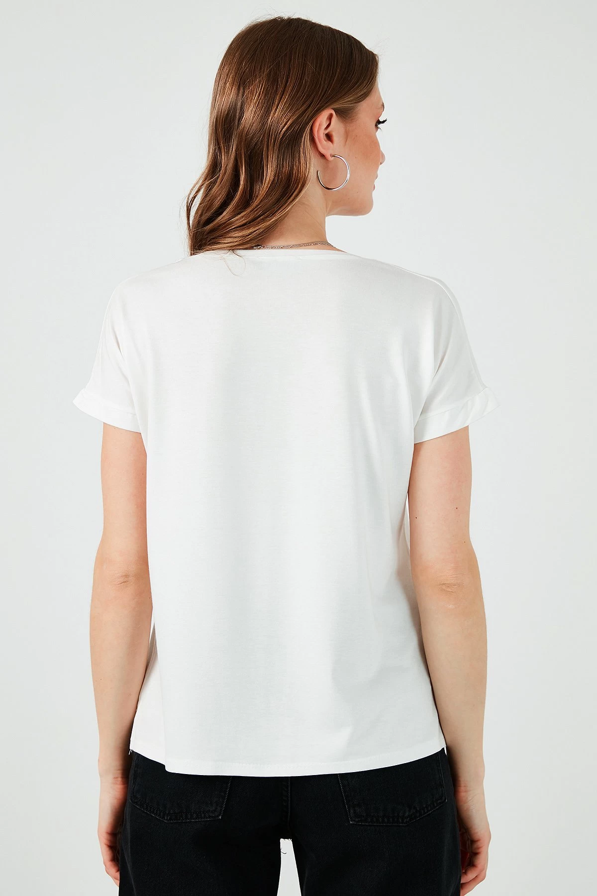 LELA V Neck- T-Shirt Basic - Ecru 4 LELA V Neck- T-Shirt Basic - Ecru - Afbeelding 4