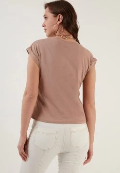 LELA -LELA 1a7c37c9846644b39bf0eccd7d5e73bb