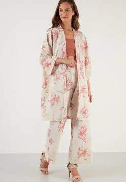 LELA Two Piece Set - Regular Fit - Vest - Salmon -LELA 1f7e0359779f4014b1c2dcf1bcb83943