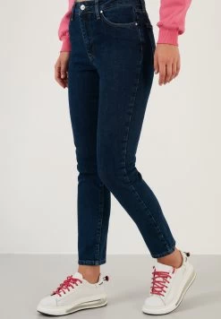 LELA Slim Fit - Slim Fit Jeans - Light Blue -LELA 26959a05d5cf49218d0a4792b61a2af2