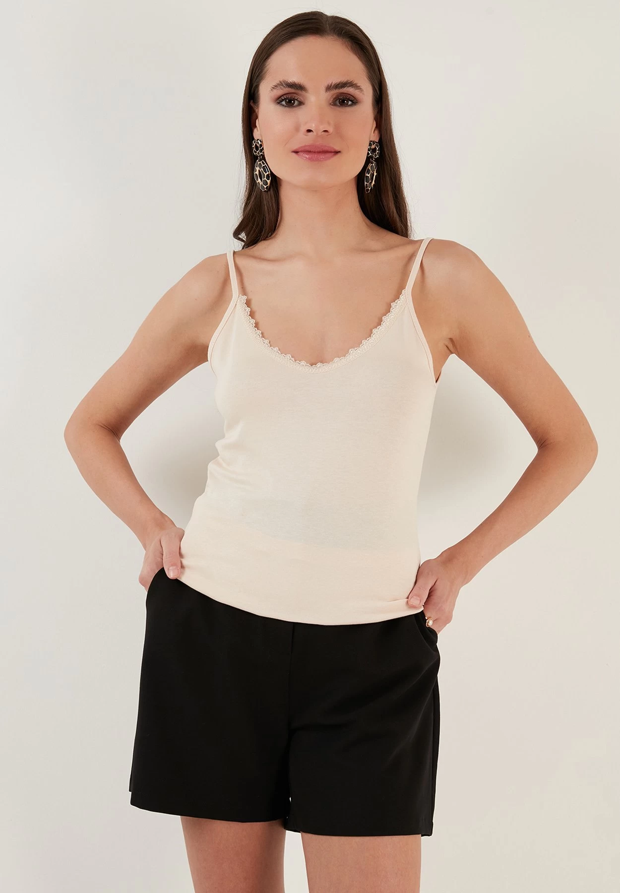 LELA Athlete - Top - Stone 1 LELA Athlete - Top - Stone