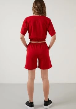 LELA Two Piece Set - Regular Fit - Shorts - Red -LELA 3a8070597903462598cb64cf0b84c0ec