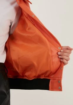 LELA Loose Fit - Imitatieleren Jas - Orange -LELA 569e7d83692b4c1f849f09c520a1ebe9