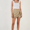 LELA Regular Fit - Shorts - Khaki