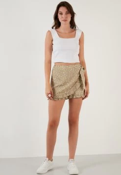LELA Regular Fit - Shorts - Khaki