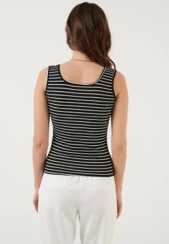 LELA Top - Black -LELA 5b127a37971b4e36bc02e2607a7c841a