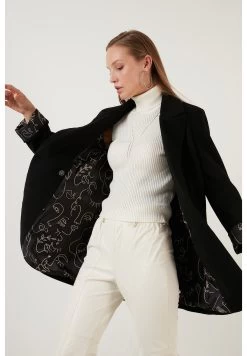 LELA Halflange Jas - Black 11 LELA Halflange Jas - Black -LELA 6d09b0134954465e9dcf15bc381977da