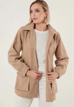 LELA Regular Fit - Trenchcoat - Light Brown -LELA 6dda5bb1dfc14b9bbf783b97a67af88a
