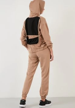 Lela - Trainingspak - Mink Color -LELA 6f5a2ef29e994956b121cab5ac3de611