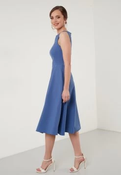 LELA Crew Neck Pleated Midi - Cocktailjurk - Indigo -LELA 7187f531871d4180b95ff0ebec18d0d6