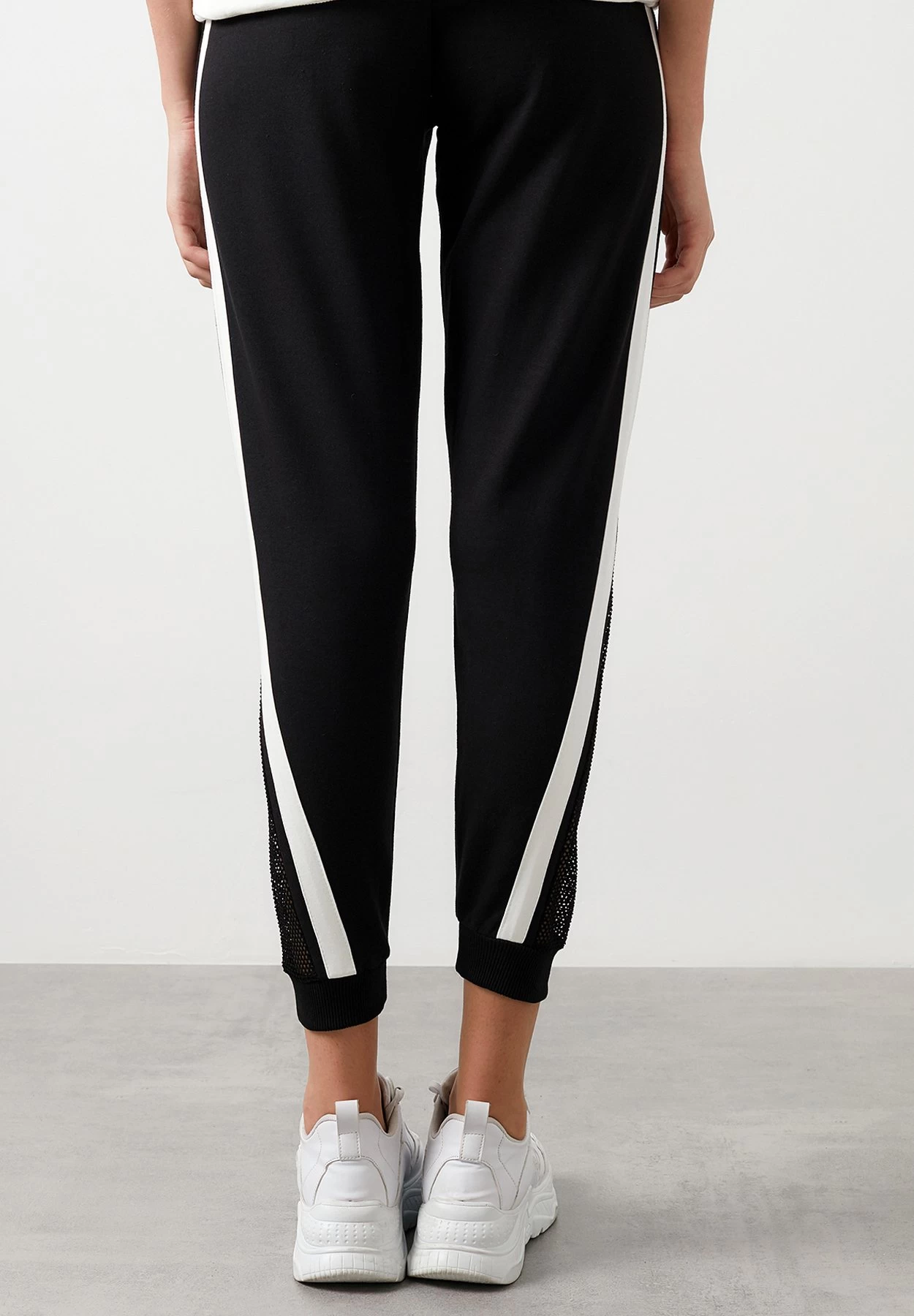 LELA Slim Fit - Trainingsbroek - Black 3 LELA Slim Fit - Trainingsbroek - Black - Afbeelding 3