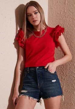 LELA T-Shirt Print - Red 7 LELA T-Shirt Print - Red -LELA 7fabac8020cb425497c9cfb234a6bfca