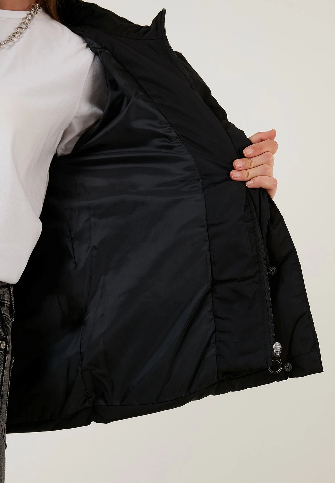 LELA Winterjas - Black 4 LELA Winterjas - Black - Afbeelding 4