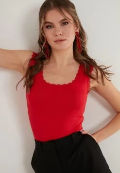 LELA Slim Fit - Top - Red -LELA 8029a11a303946fa904ad757f621c233