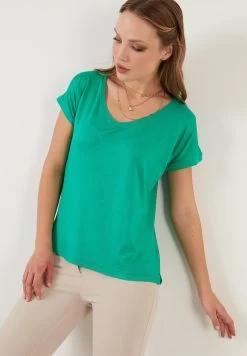 LELA V Neck- T-Shirt Basic - Benetton Color -LELA 82d099d8423540319fe3f04080be3bb3