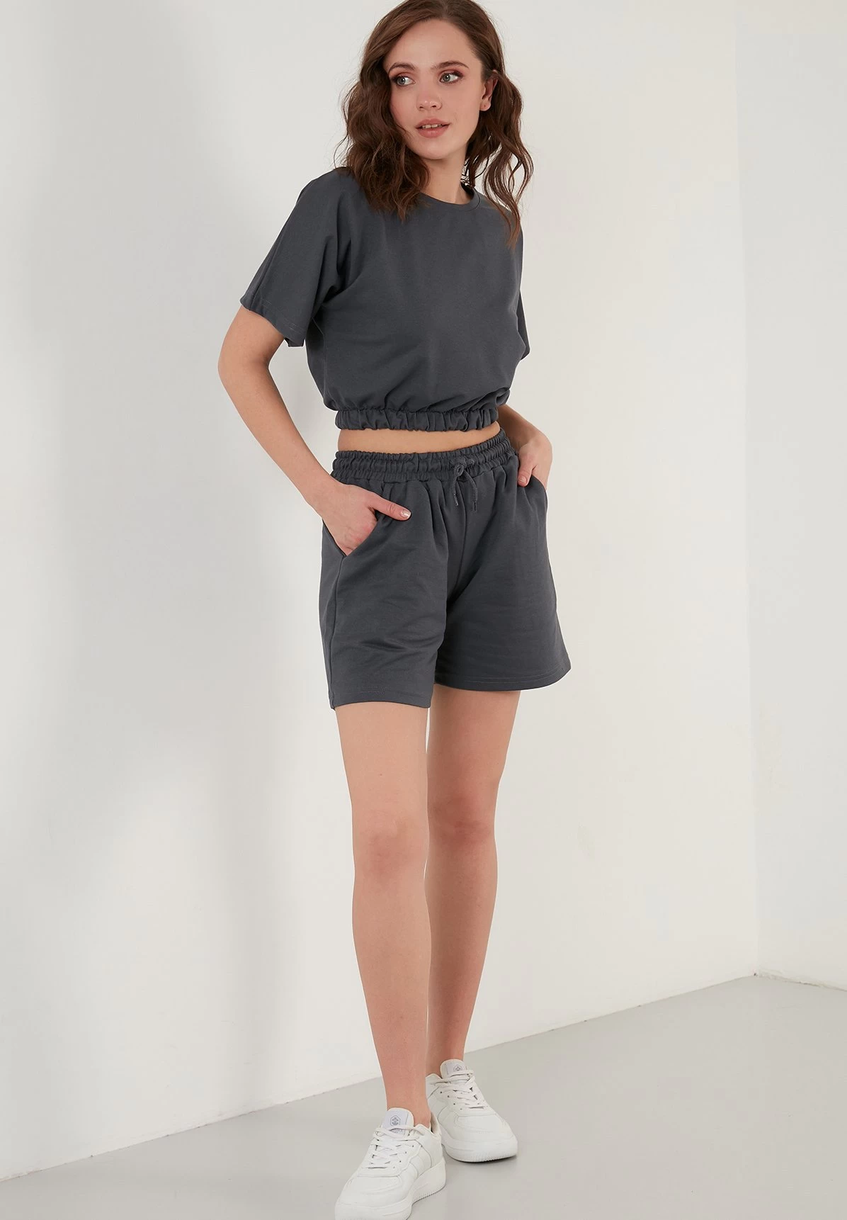 LELA Two Piece Set - Regular Fit - Shorts - Smoked Color 2 LELA Two Piece Set - Regular Fit - Shorts - Smoked Color - Afbeelding 2
