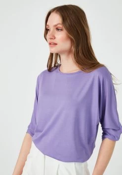 LELA Crew Neck- Longsleeve - Lilac 6 LELA Crew Neck- Longsleeve - Lilac -LELA 895cc65defc84c888b6fbd0c825a5808
