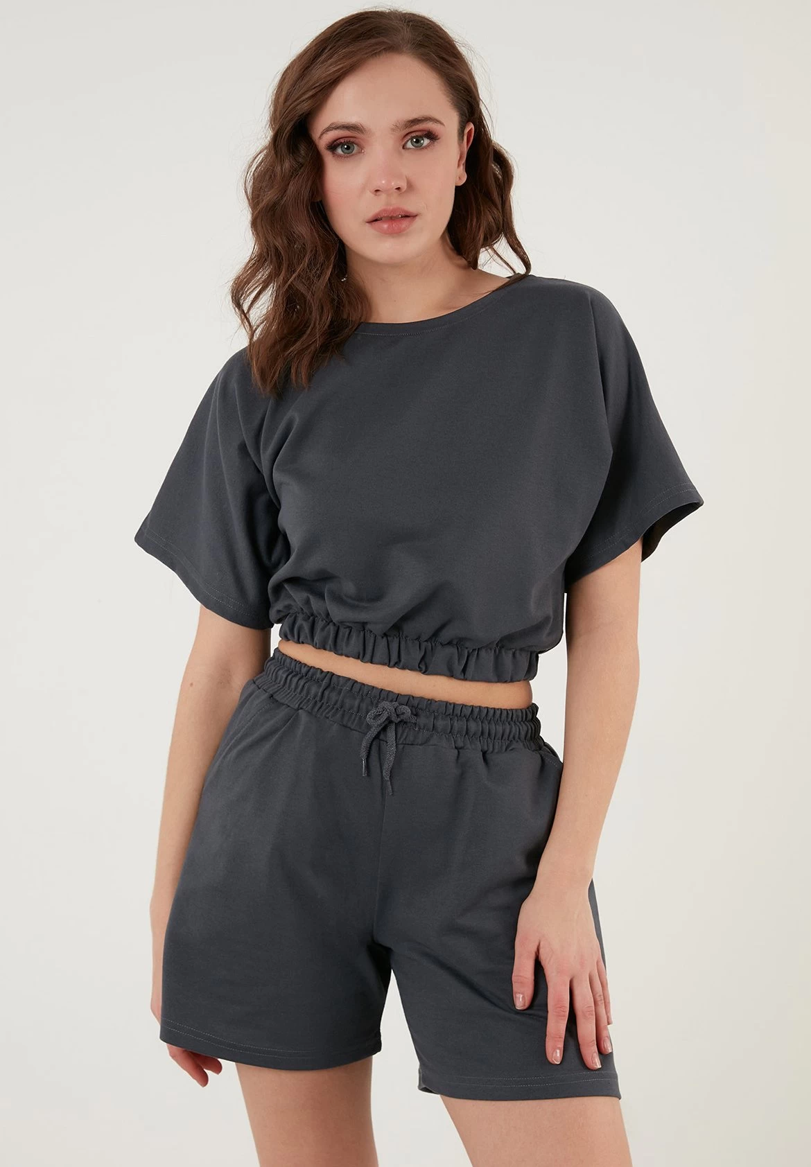 LELA Two Piece Set - Regular Fit - Shorts - Smoked Color 1 LELA Two Piece Set - Regular Fit - Shorts - Smoked Color