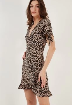 LELA Floral V Neck Ruffle Detail Mini- Jurk - Leopard -LELA 93be0ae82b1141b9a13aa774854126d3
