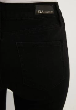 LELA Jeans Skinny Fit - Black Black -LELA 95720717622344fe834b9f0b758efe5f