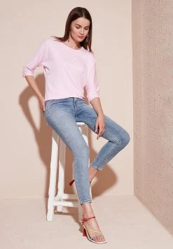 LELA Crew Neck- Longsleeve - Light Pink -LELA 9b847c60eab44cdda50a912d1bc95f7e