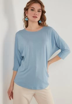 LELA Crew Neck- Longsleeve - Baby Blue