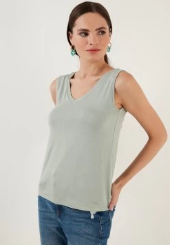 LELA Regular Fit - Top - Almond Green -LELA aaf9d430200a4b619b0039431d995258