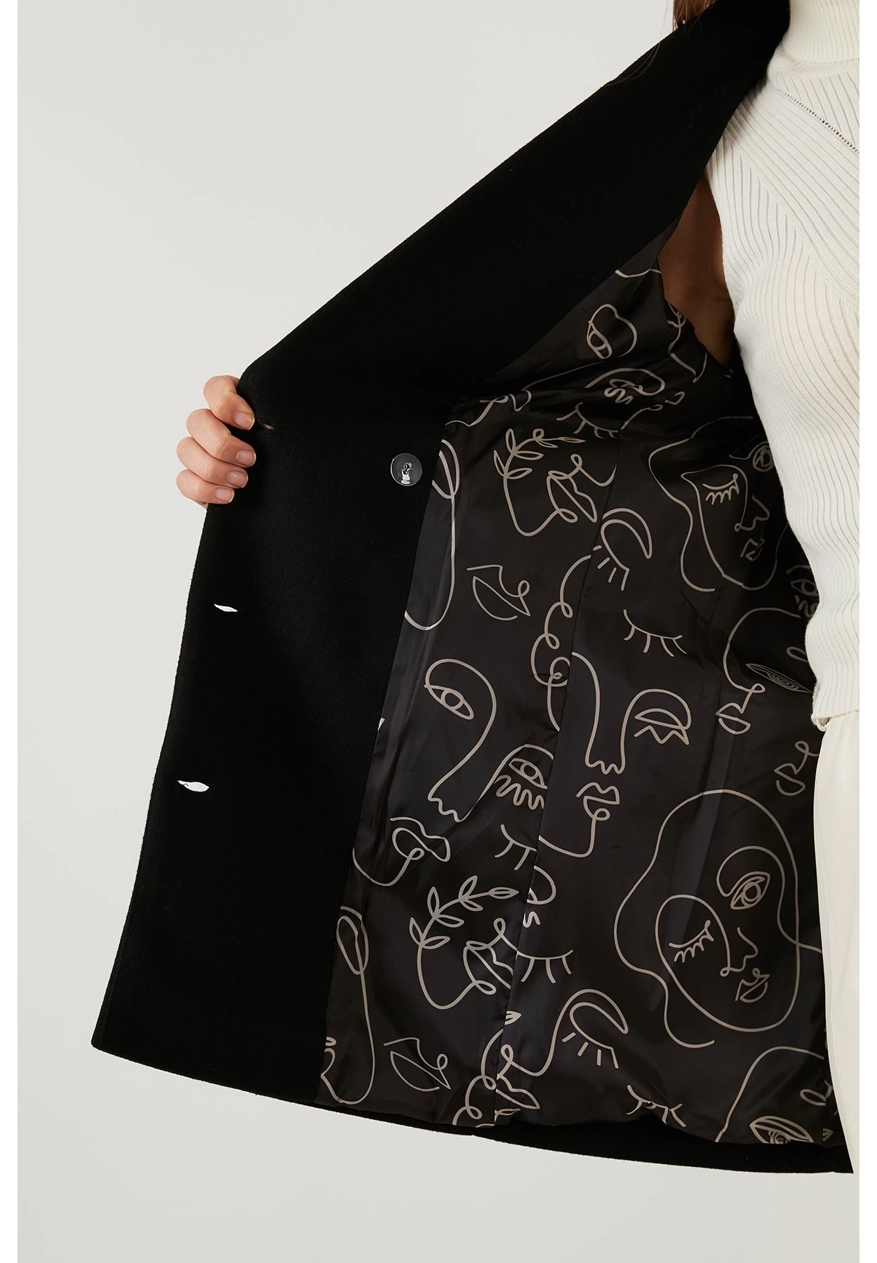 LELA Halflange Jas - Black 4 LELA Halflange Jas - Black - Afbeelding 4