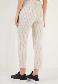 LELA Slim Fit - Broek - Ecru 8 LELA Slim Fit - Broek - Ecru -LELA be322ad88b744483bf27c192cb2c10bf