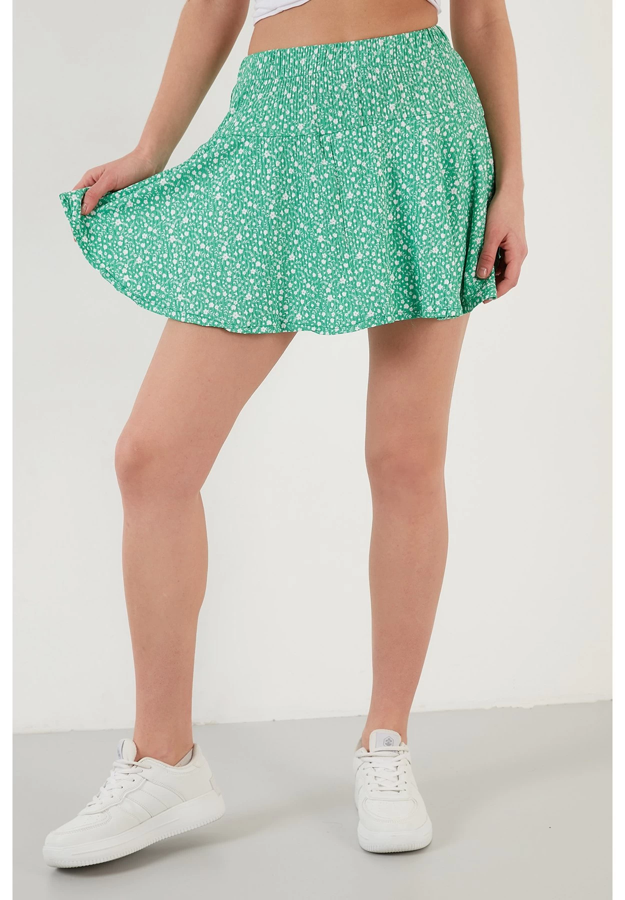 LELA Flowered Elastic Waist - Shorts - Benetton Color 3 LELA Flowered Elastic Waist - Shorts - Benetton Color - Afbeelding 3