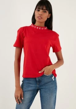 LELA Regular Fit - T-Shirt Print - Red