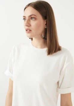 LELA Slim Fit - Blouse - Ecru -LELA c8628a688e20466dbec860b35115de82