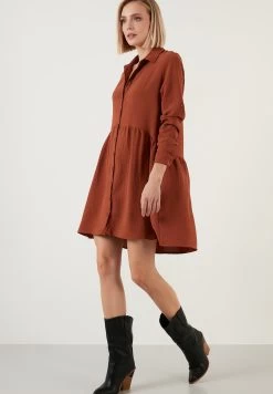 LELA Regular Fit - Blousejurk - Brick Red -LELA c89a582fe9d7437087f48977bb10d591