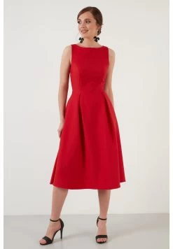 LELA Crew Neck Pleated Midi - Cocktailjurk - Red 6 LELA Crew Neck Pleated Midi - Cocktailjurk - Red -LELA d0c1788baa494de6905ad142d2aec6f7
