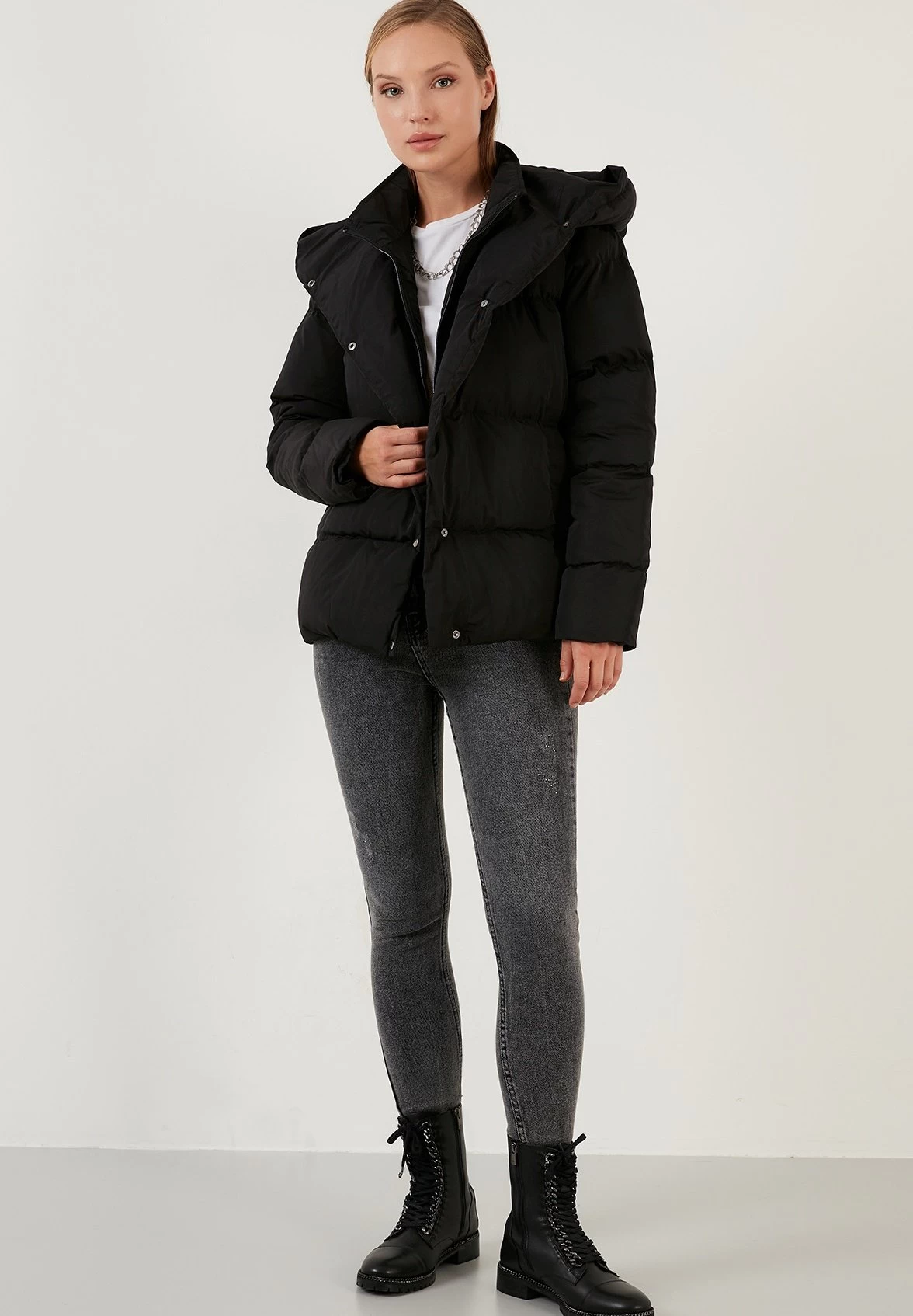 LELA Winterjas - Black 2 LELA Winterjas - Black - Afbeelding 2