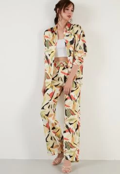 LELA Loose Fit - Broek - Yellow