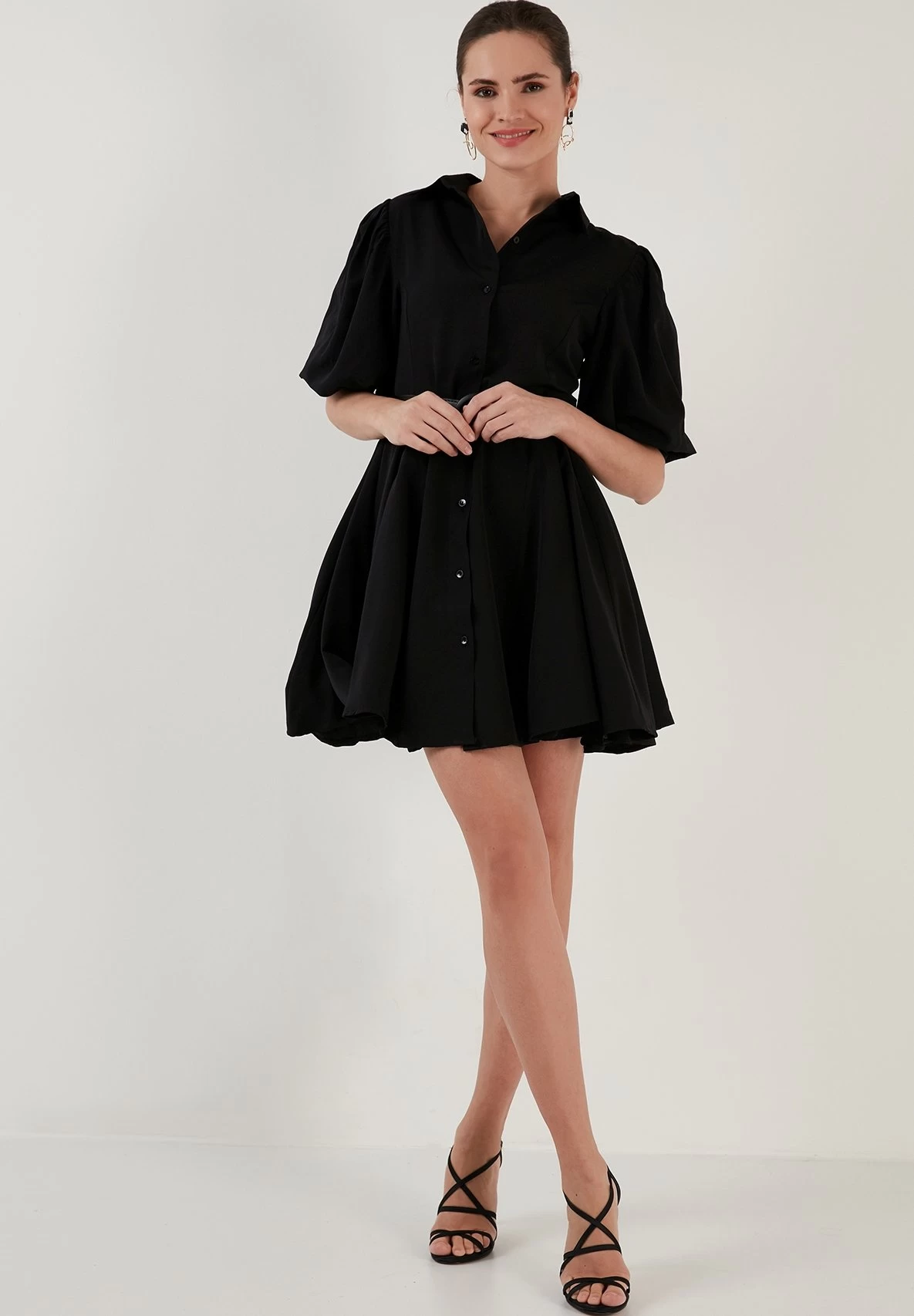 LELA Regular Fit - Blousejurk - Black 4 LELA Regular Fit - Blousejurk - Black - Afbeelding 4