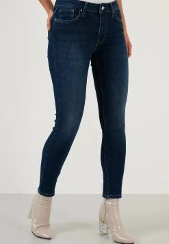 LELA Jeans Skinny Fit - Light Blue 10 LELA Jeans Skinny Fit - Light Blue -LELA d51b6c5b344545d68fe29af40af9d765