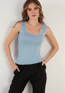 LELA Slim Fit - Top - Baby Blue -LELA e3d3658723ec4bf48ae4628167fee05f