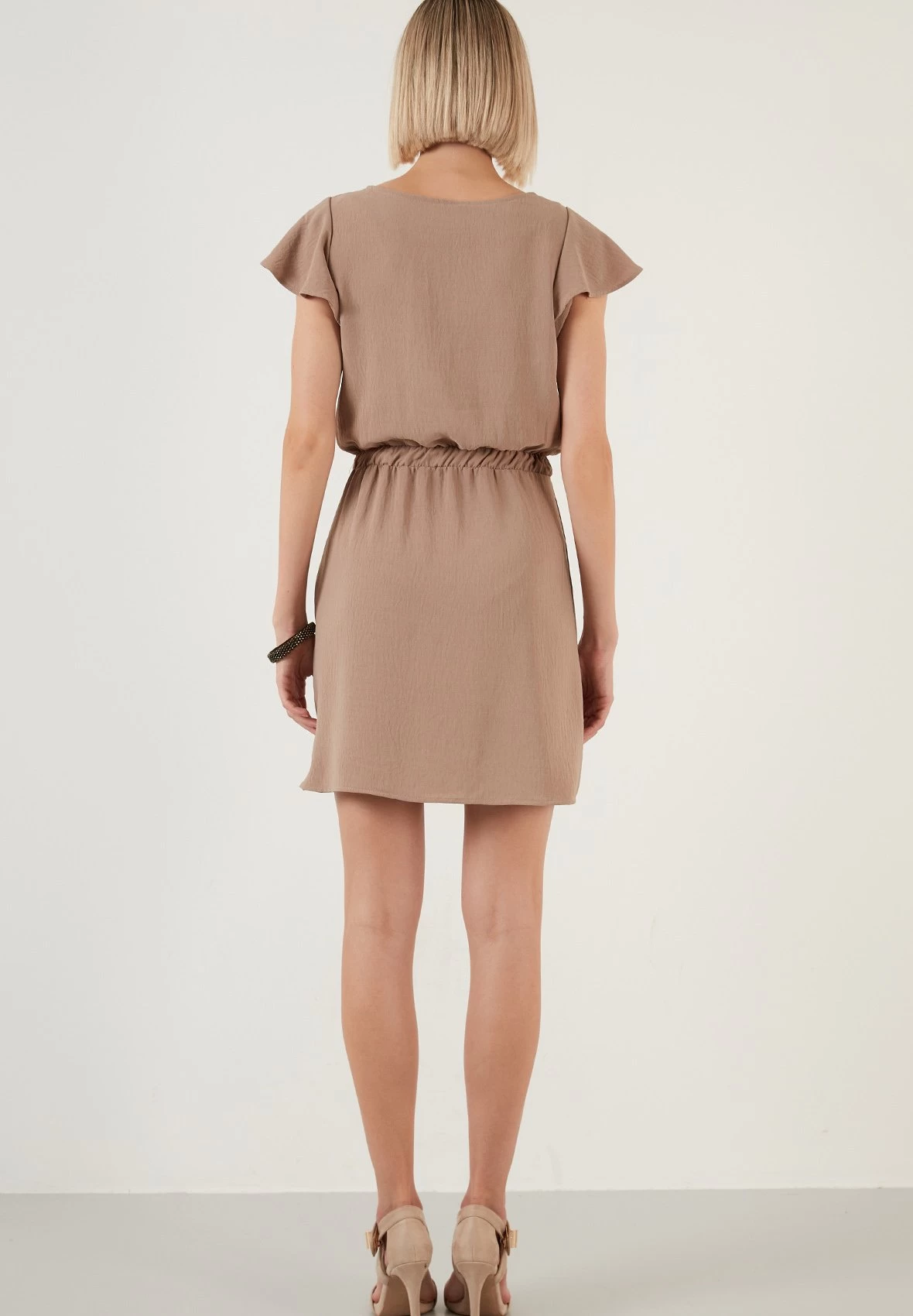 LELA Regular Fit - Jurk - Light Brown 3 LELA Regular Fit - Jurk - Light Brown - Afbeelding 3