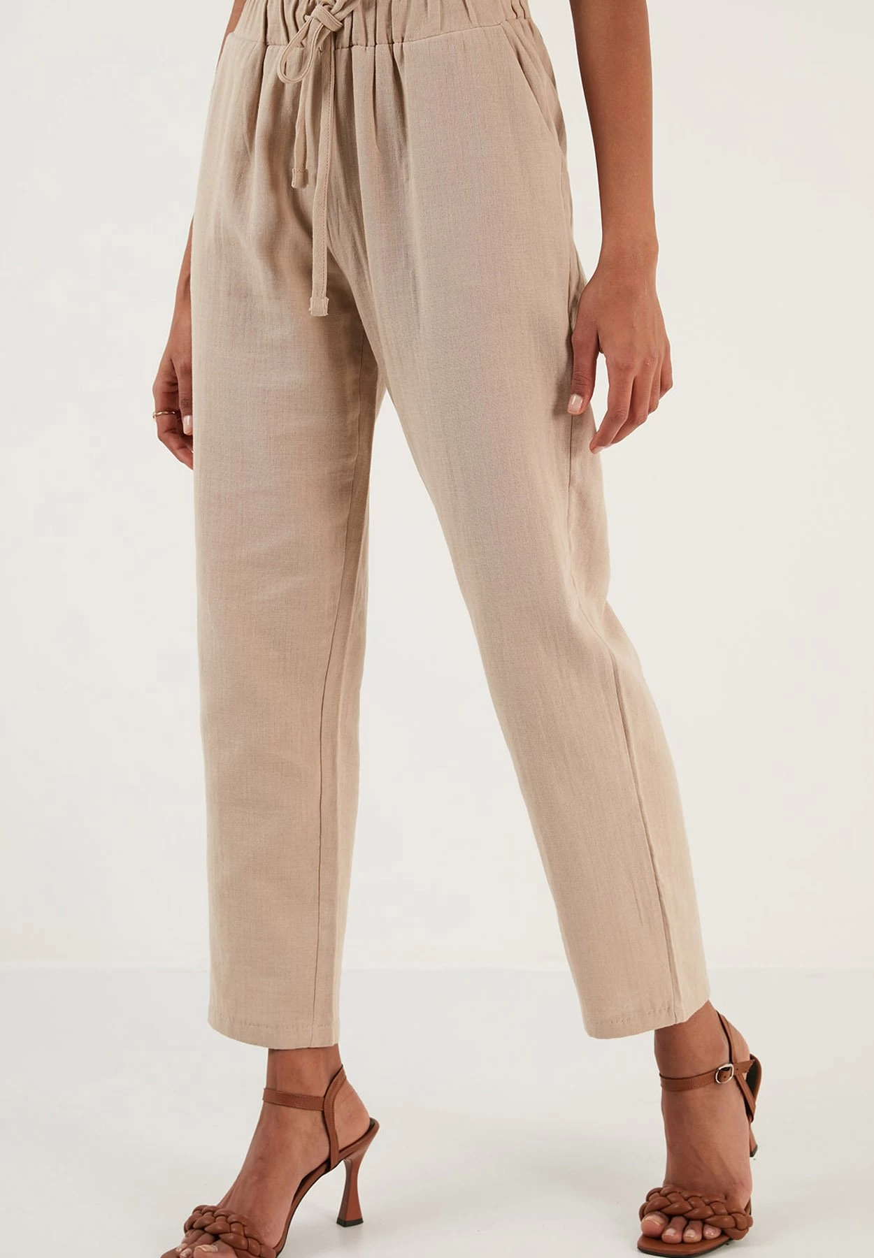 LELA Regular Fit - Trainingsbroek - Mink 5 LELA Regular Fit - Trainingsbroek - Mink - Afbeelding 5