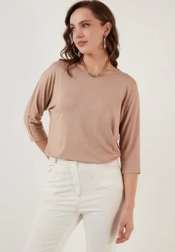 LELA Crew Neck- Longsleeve - Biscuit Color -LELA f65f7cf416c94b16919cd95ac479c884
