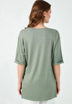 LELA Slim Fit - Blouse - Green 6 LELA Slim Fit - Blouse - Green -LELA faee2399edef44f9a1464d34740df607